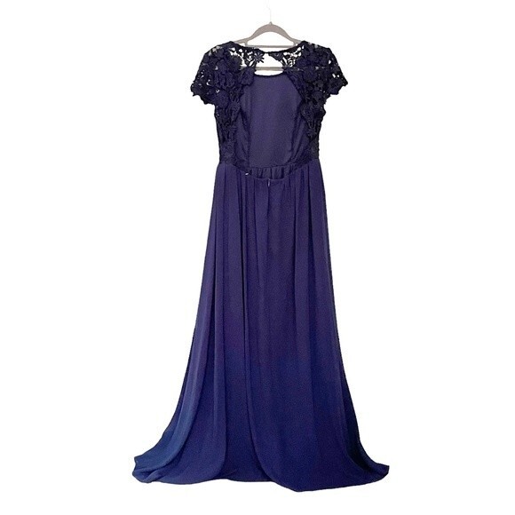 LULU'S THE GREATEST NAVY BLUE LACE MAXI DRESS WITH OPEN BACK SIZE SMALL - Picture 7 of 10